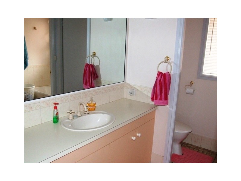 1 John Glenn Place, Dubbo NSW 2830