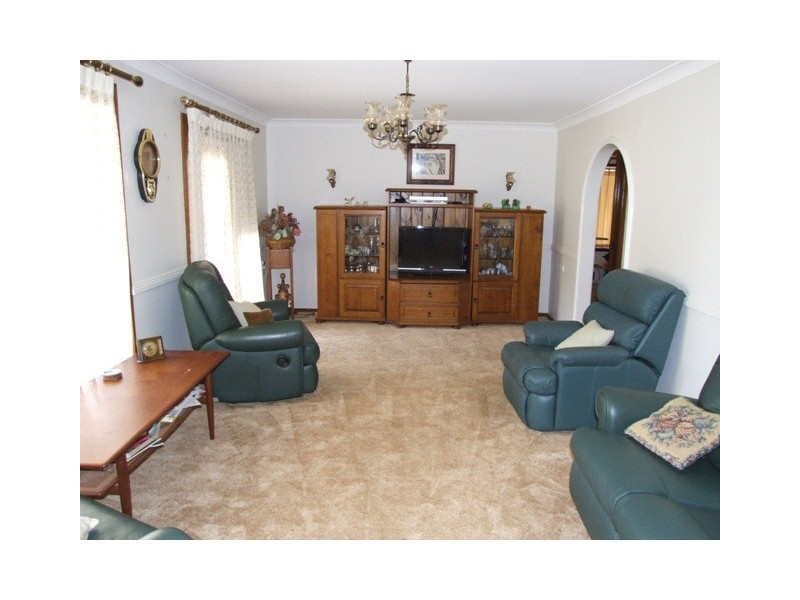 2 Garnet Street, Dubbo NSW 2830