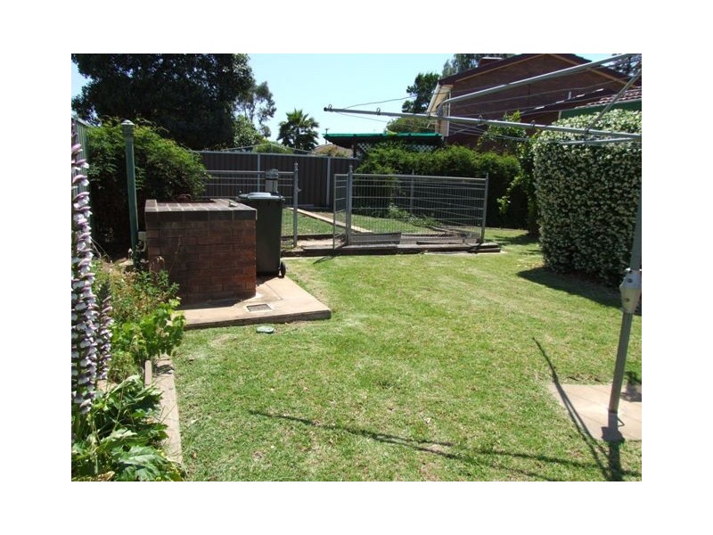 2 Garnet Street, Dubbo NSW 2830