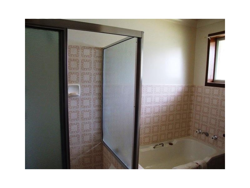 2 Garnet Street, Dubbo NSW 2830