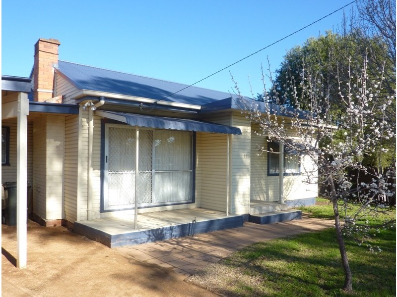 – Tink Avenue, Dubbo NSW 2830
