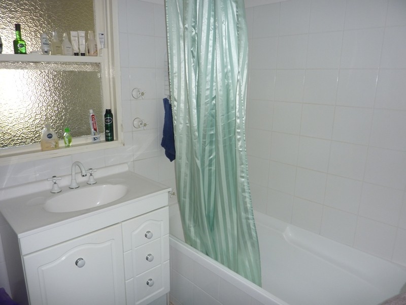 – Tink Avenue, Dubbo NSW 2830