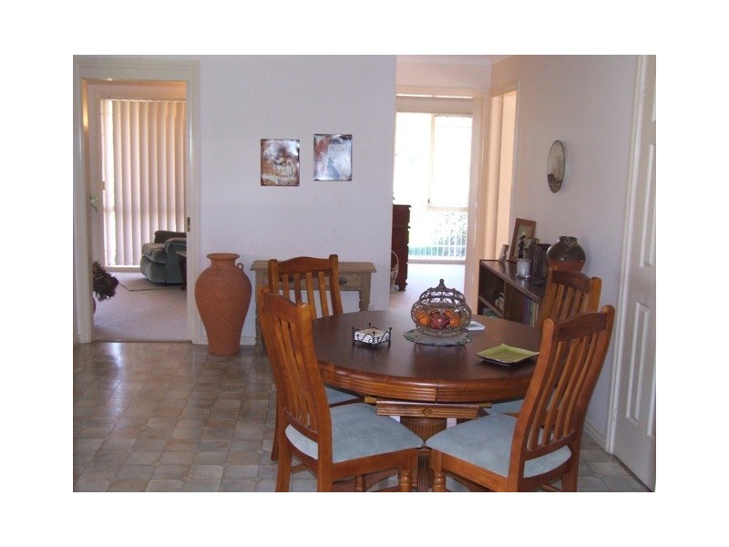 8 Kestrel Close, Dubbo NSW 2830
