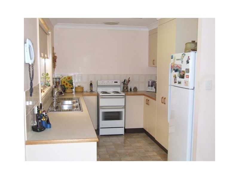 8 Kestrel Close, Dubbo NSW 2830