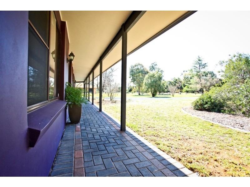 22 Old Homestead Drive, Dubbo NSW 2830