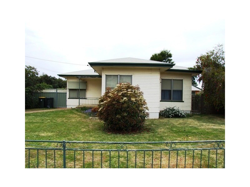 10 Hampden Street, Dubbo NSW 2830