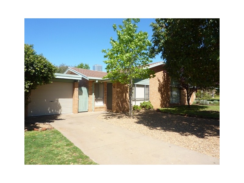 82 Baird Drive, Dubbo NSW 2830