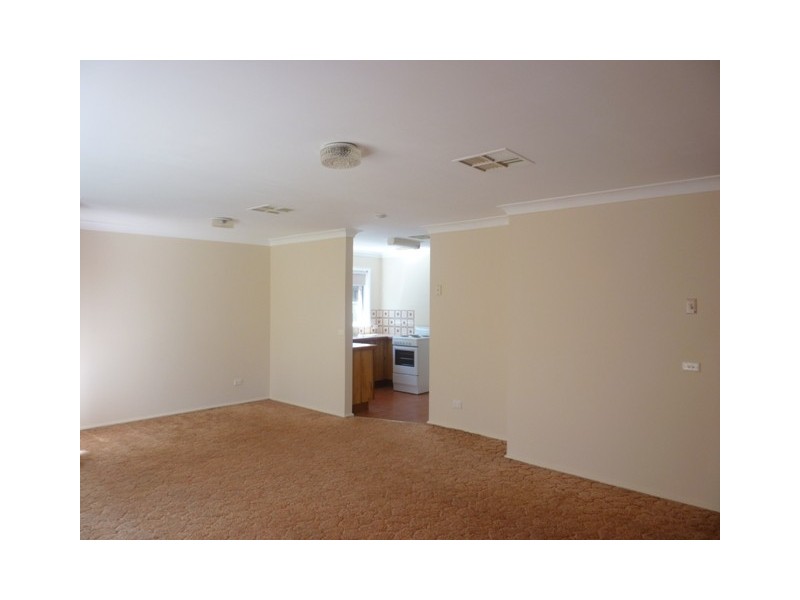 82 Baird Drive, Dubbo NSW 2830