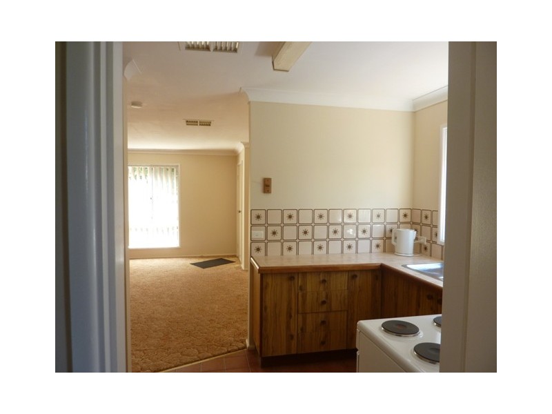 82 Baird Drive, Dubbo NSW 2830