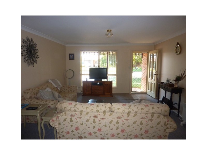 1/3 Bellbird Way, Dubbo NSW 2830