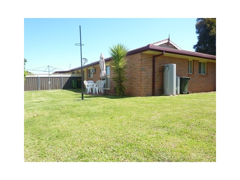1/3 Bellbird Way, Dubbo NSW 2830
