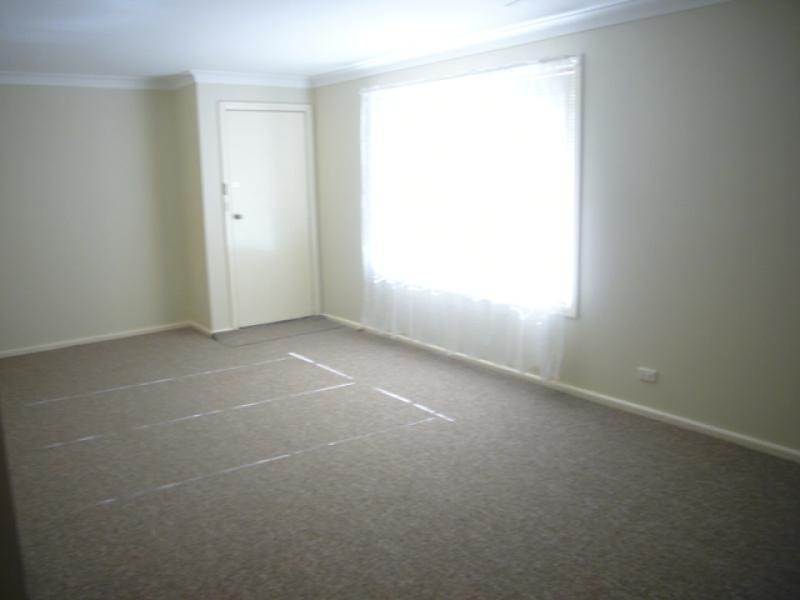 1/2 Douglas Mawson Drive, Dubbo NSW 2830