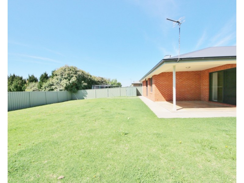 54 Sheraton Road, Dubbo NSW 2830