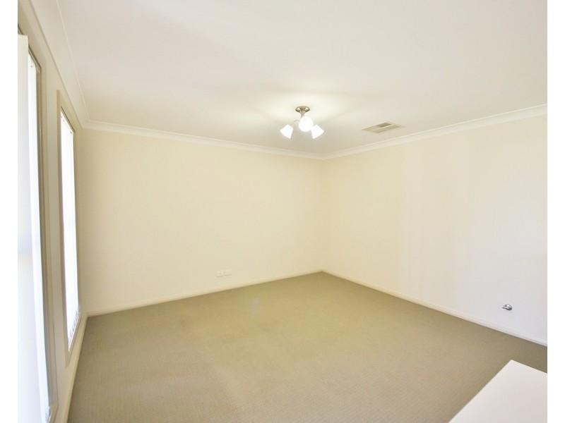 54 Sheraton Road, Dubbo NSW 2830
