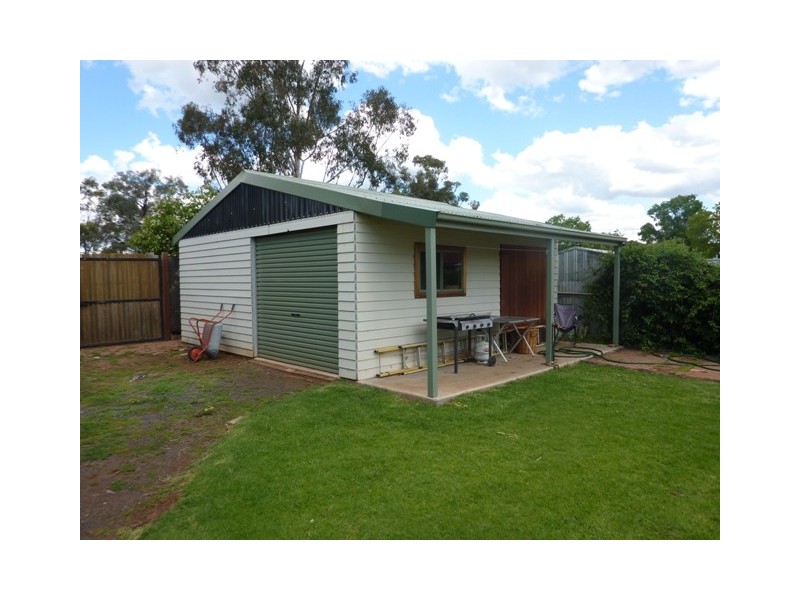 44 Caroline, Dubbo NSW 2830