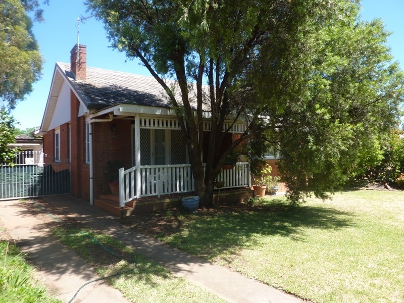 71 Sterling Street, Dubbo NSW 2830