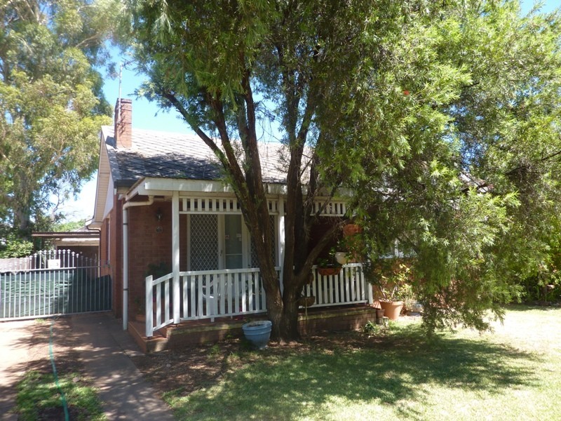 71 Sterling Street, Dubbo NSW 2830