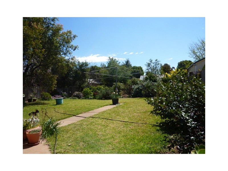128 Bultje Street, Dubbo NSW 2830
