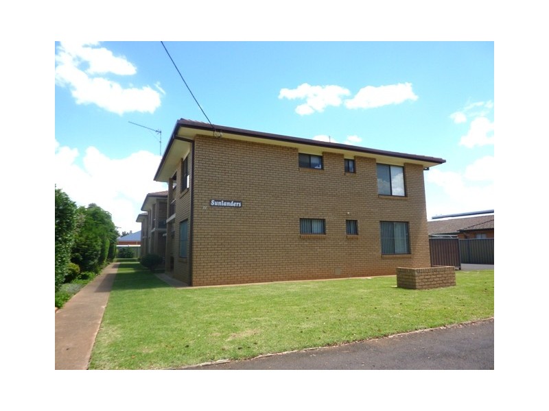1/71 Bultje Street, Dubbo NSW 2830