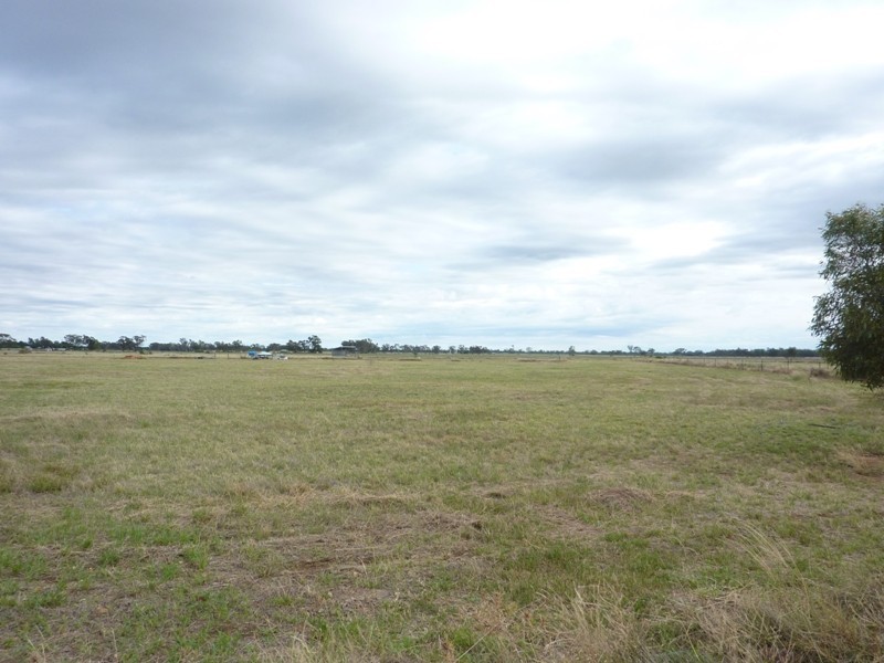 145 Villeneuve Drive, Narromine NSW 2821