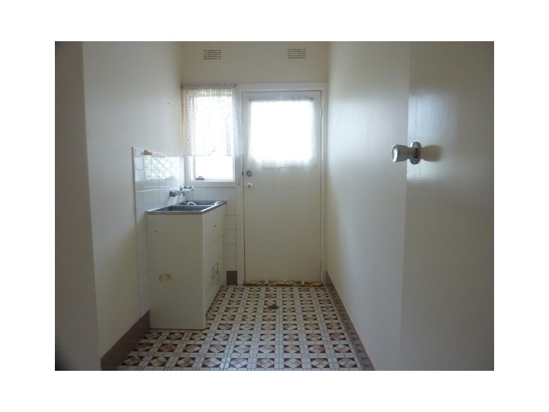 8 Hazelwood Drive, Dubbo NSW 2830