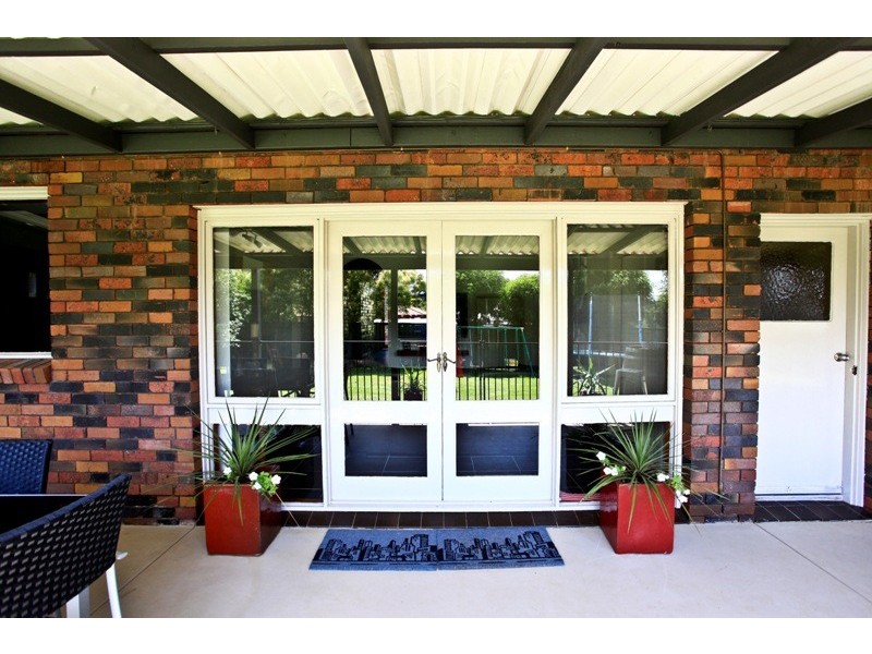 52 Hazelwood Drive, Dubbo NSW 2830