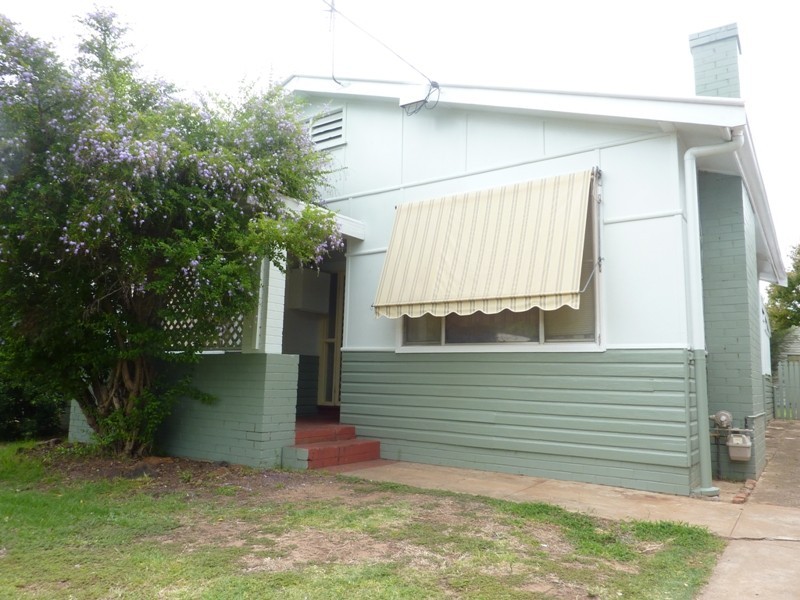 34 Sterling Street, Dubbo NSW 2830