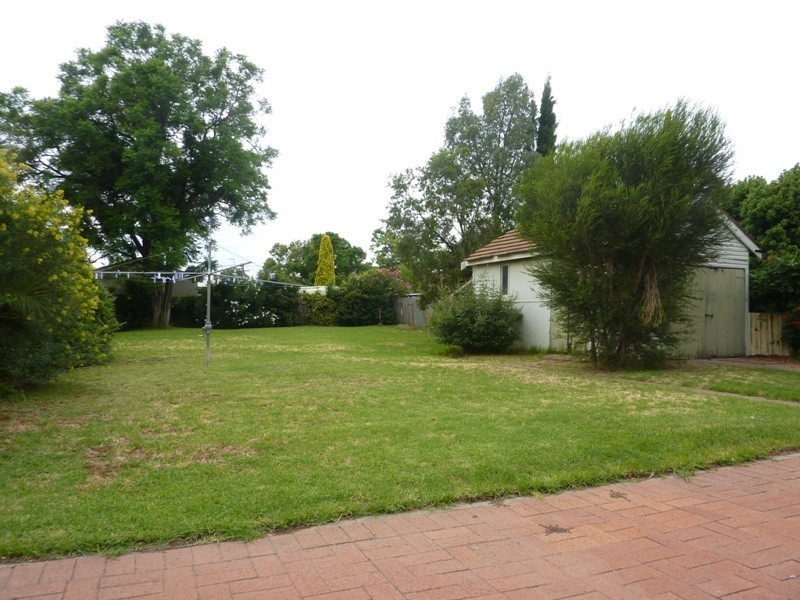 34 Sterling Street, Dubbo NSW 2830