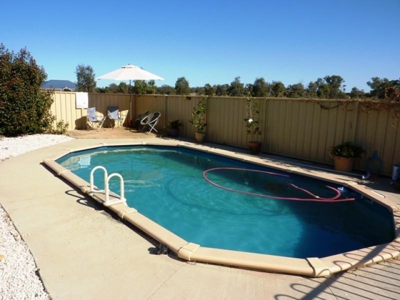 4R Trilby Drive, Dubbo NSW 2830