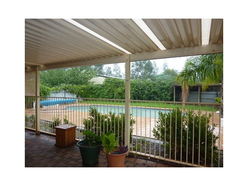 13 Chanara Crescent, Dubbo NSW 2830