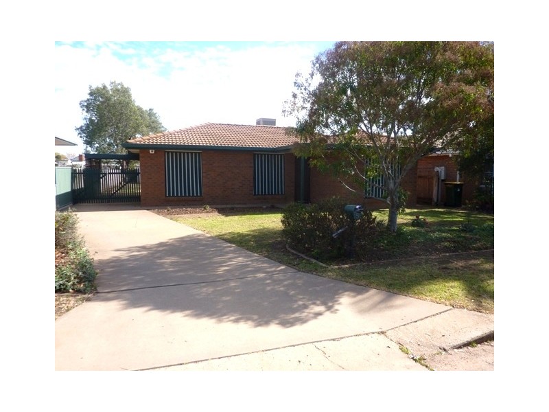 5 Pozieres Street, Dubbo NSW 2830