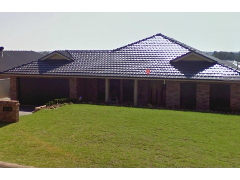 25 Lakeside Circuit, Dubbo NSW 2830