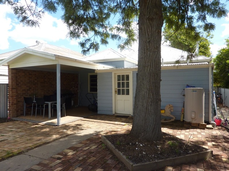 6 Mary Street, Dubbo NSW 2830