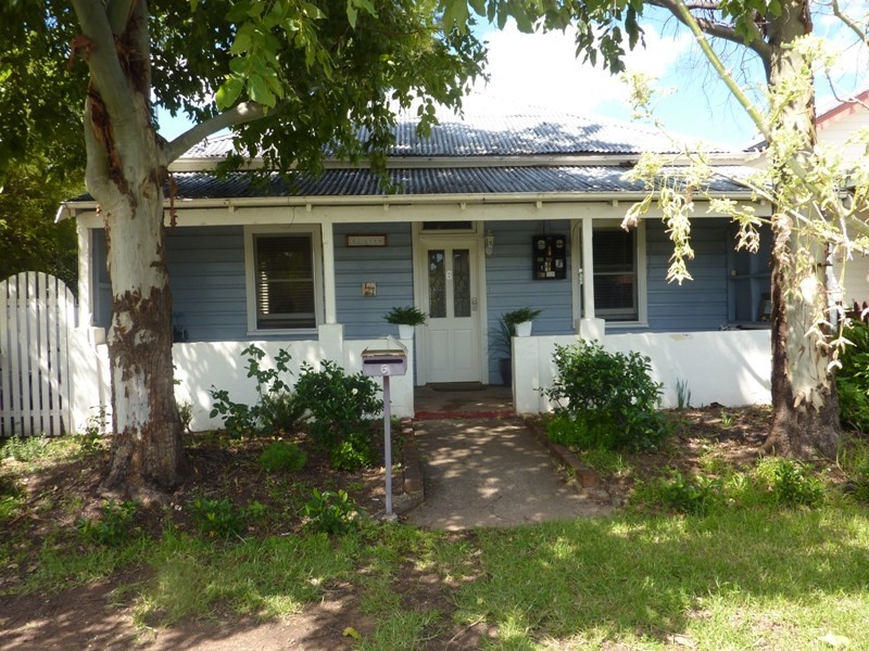 6 Mary Street, Dubbo NSW 2830