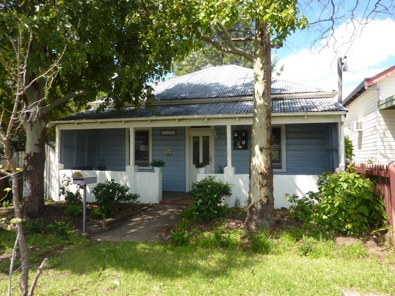 6 Mary Street, Dubbo NSW 2830