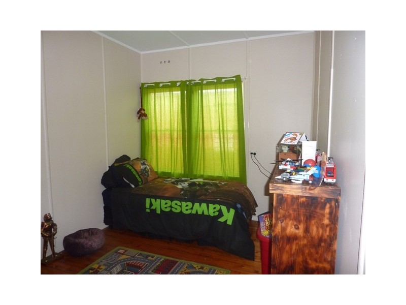 4 Gloucester Ave, Dubbo NSW 2830