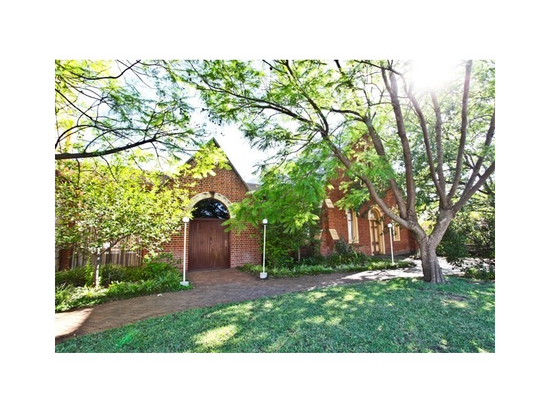 72 Wingewarra Street, Dubbo NSW 2830