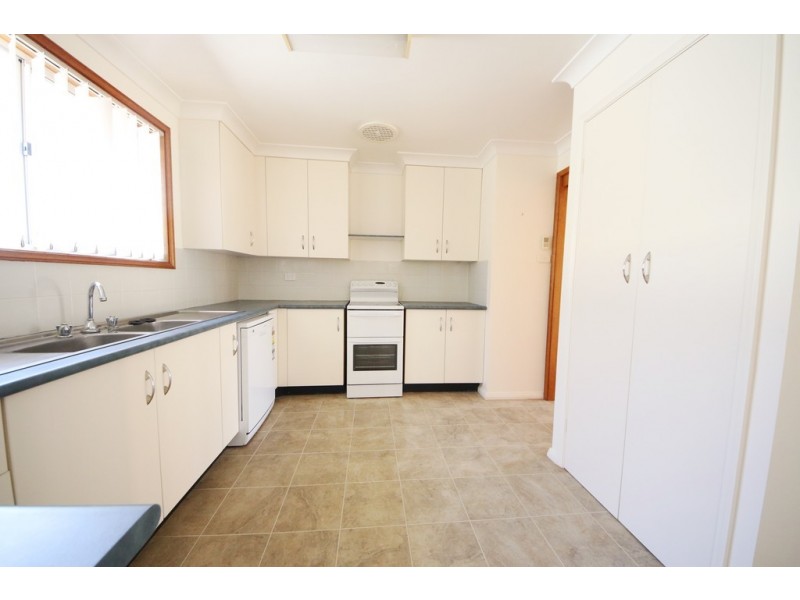 21 Topaz Street, Dubbo NSW 2830