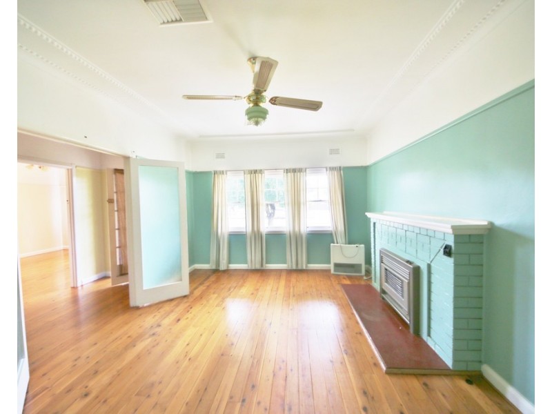 74 Taylor Street, Dubbo NSW 2830