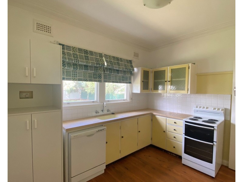 74 Taylor Street, Dubbo NSW 2830