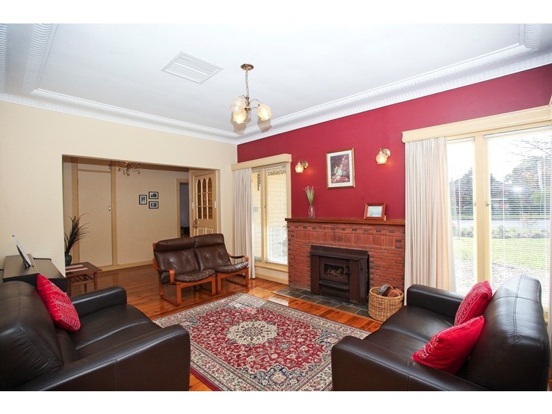 15 Lovett Avenue, Dubbo NSW 2830