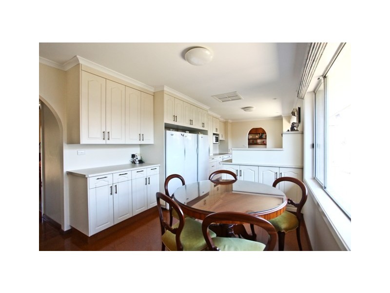 11 Hammond Street, Dubbo NSW 2830