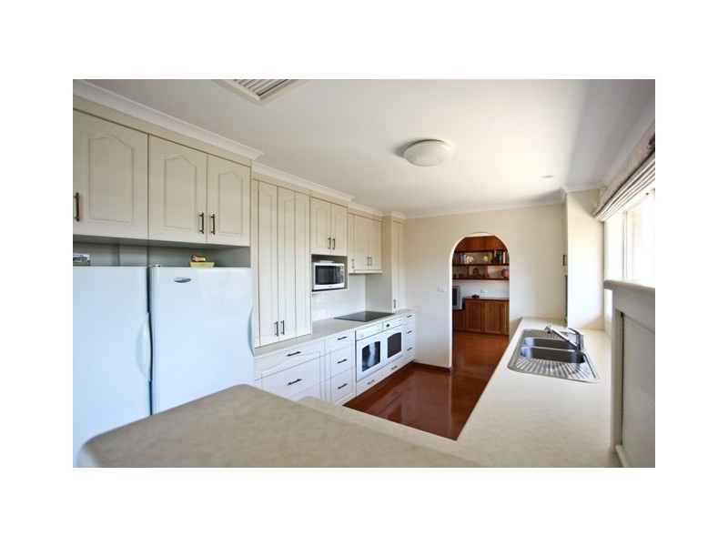 11 Hammond Street, Dubbo NSW 2830