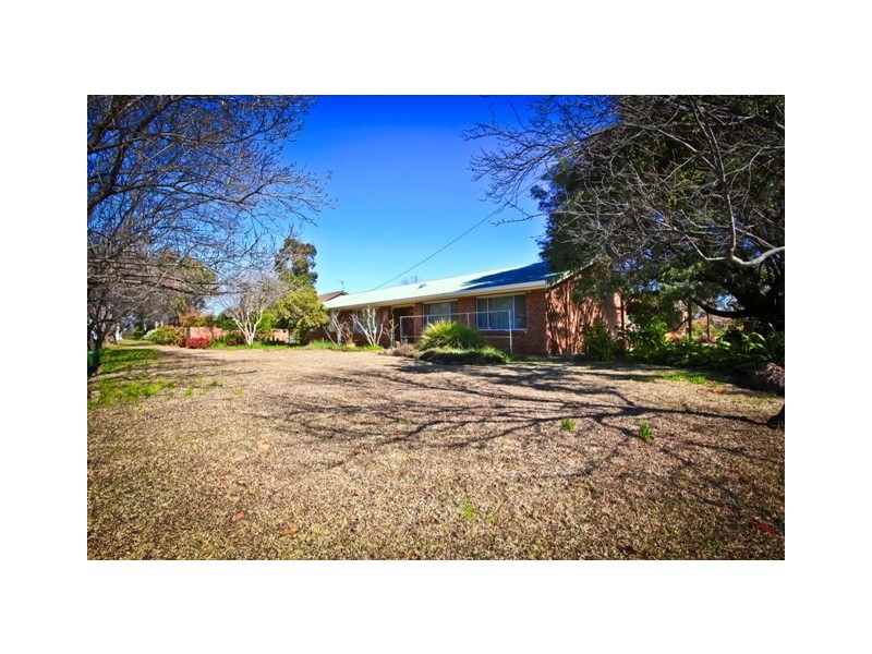 11 Hammond Street, Dubbo NSW 2830