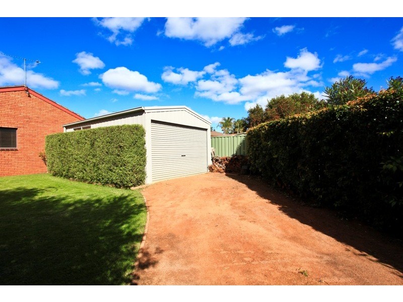 77 Margaret Crescent, Dubbo NSW 2830