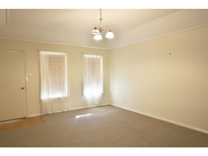 1A Grevillia Close, Dubbo NSW 2830