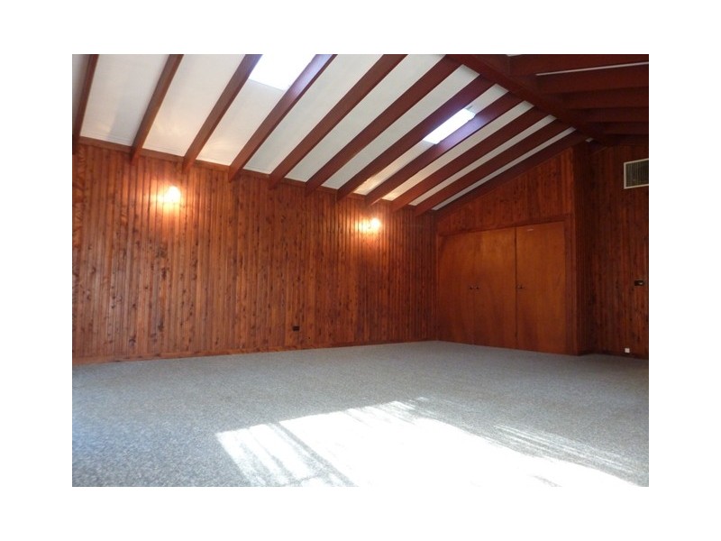 8 Norfolk Crescent, Dubbo NSW 2830