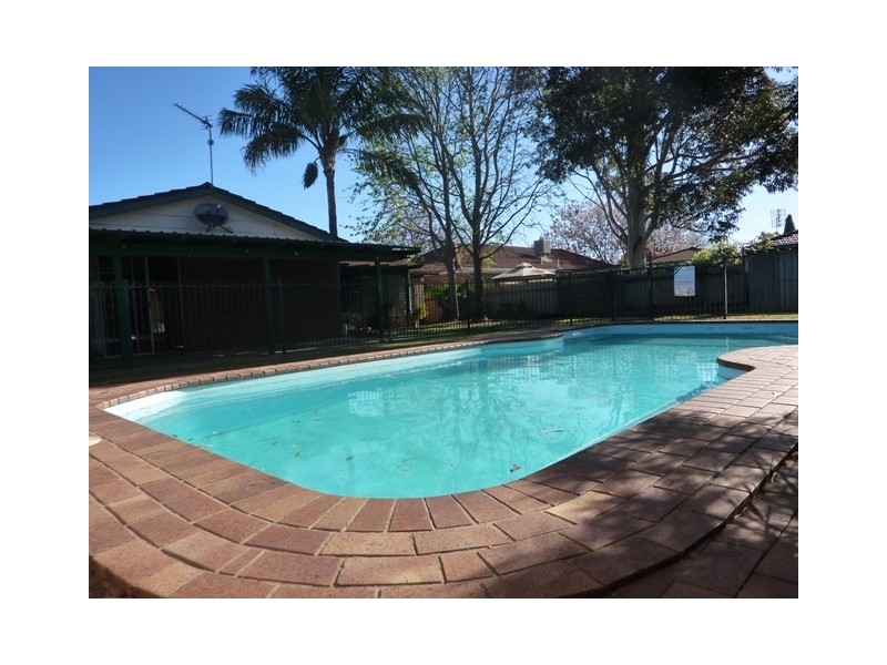 8 Norfolk Crescent, Dubbo NSW 2830