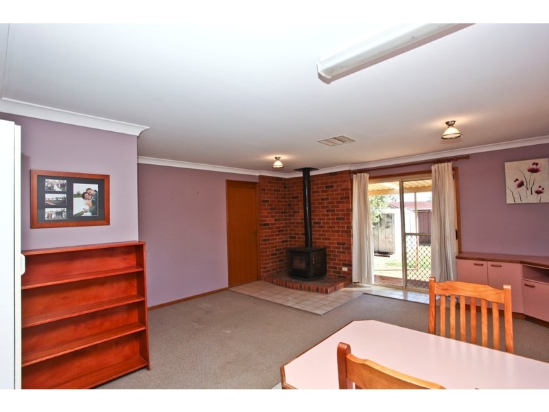 2 Regent Court, Dubbo NSW 2830