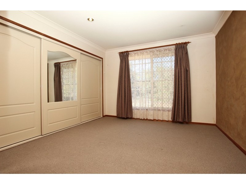 2 Regent Court, Dubbo NSW 2830